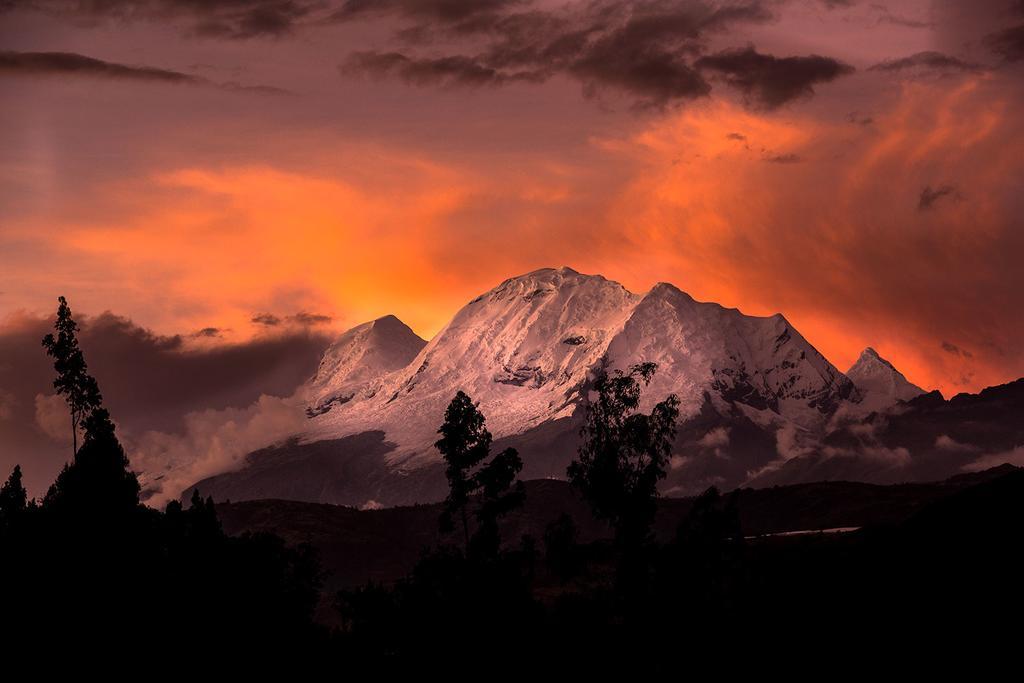 Cuesta Serena Boutique Hotel Yungar ภายนอก รูปภาพ